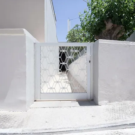 Chalepa Boutique Daire Hanya