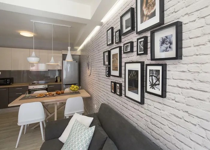 Chalepa Boutique Daire Hanya