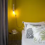 Chalepa Boutique